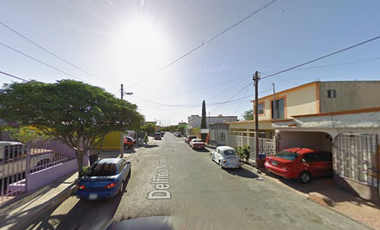 Excelente oportunidad ;de adquirir , iniciar o aumentar tu patrimonio , con esta casa de (REMATE BANCARIO)  solo con recursos propios .