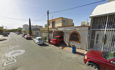 Excelente oportunidad ;de adquirir , iniciar o aumentar tu patrimonio , con esta casa de (REMATE BANCARIO)  solo con recursos propios .