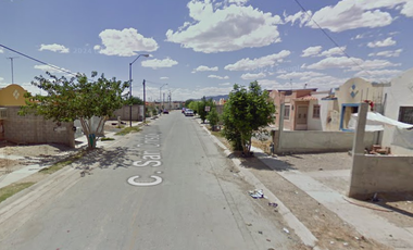 Casa en Venta en C. C. San Crisóstomo, 32575 Juárez, Chih., México