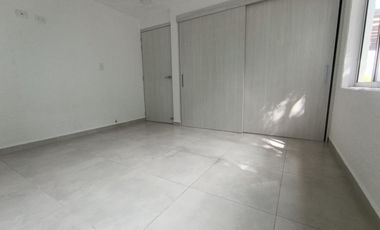 SE ARRIENDA CASA EN CONDOMINIO EL LAGO