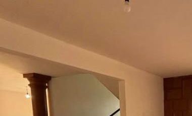 Invierte seguro: casa con alto potencial y ubicación estratégica