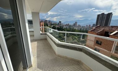 Penthouse en El Tesoro · 248 m² · 5 alcobas · Balcones y zonas completas