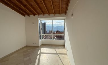 Penthouse en El Tesoro · 248 m² · 5 alcobas · Balcones y zonas completas