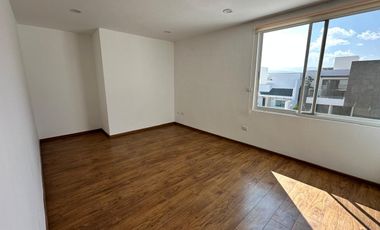 Casa en Venta en La Vista Residencial Calle Monte Grande