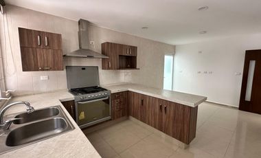 Casa en Venta en La Vista Residencial Calle Monte Grande