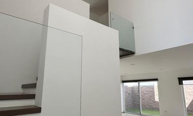 Casa en Venta en La Vista Residencial Calle Monte Grande