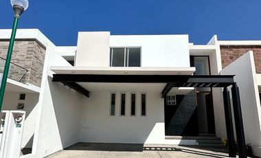 Casa en Venta en La Vista Residencial Calle Monte Grande