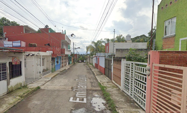Casa en Venta en C. Emiliano Zapata, Rafael Hernandez Ochoa, 91540 Coatepec, Ver., México
