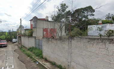 Casa en Venta en C. Emiliano Zapata, Rafael Hernandez Ochoa, 91540 Coatepec, Ver., México