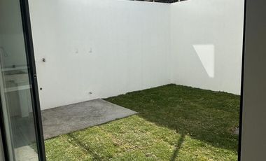 CASA EN VENTA EN SANTA MARIA TEQUEPEXPAN