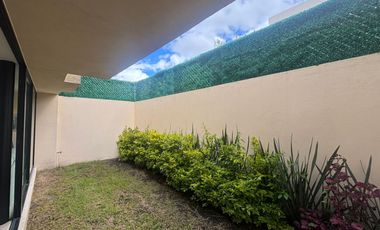 ESTRENA CASA EN PRIMER CUADRO DE ZIBATÁ