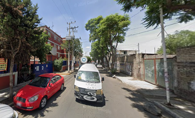 Sk16 Activo Bancario En C. Santa Cruz, Edif Los Ciruelos, Los Olivos, Tlahuac, CDMX (No Créditos Infonavit e Hipotecarios)