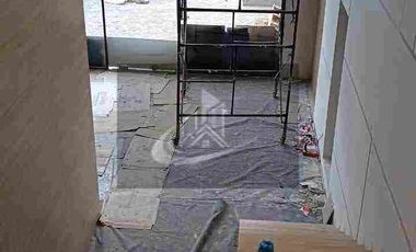Edificio Por Estrenar En Arriendo en Cumbayá