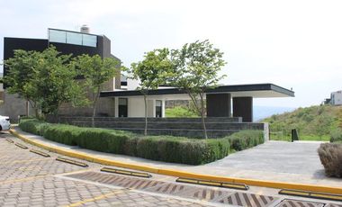 SE VENDE TERRENO ARGENTA MIRADOR RESIDENCIAL $2,650,000.00 ZONA CUCEA CUCS