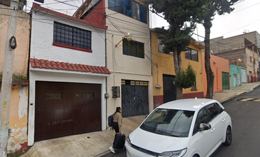 Casa en Venta en C. C. 8, Olivar del Conde 1ra Secc, 01400 Ciudad de México, CDMX, México