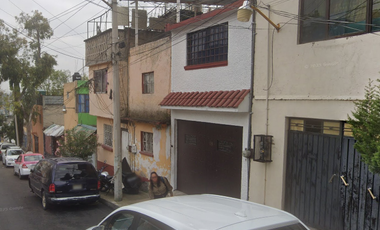 Casa en Venta en C. C. 8, Olivar del Conde 1ra Secc, 01400 Ciudad de México, CDMX, México