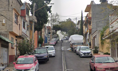 Casa en Venta en C. C. 8, Olivar del Conde 1ra Secc, 01400 Ciudad de México, CDMX, México