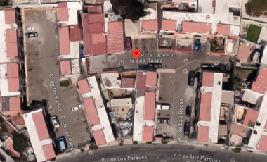 CASA EN FRACCIONAMIENTO EL VALLE EN TIJUANA B.C. !!!!!