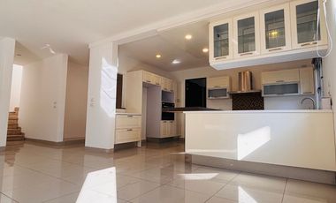 La casa donde tu vida sube de nivel | Lomas del Campanario