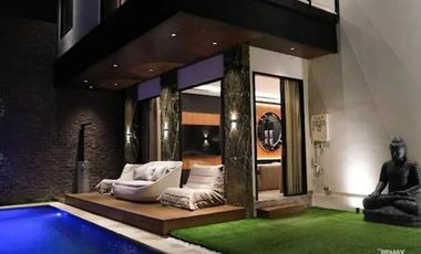 Villa murah lokasi strategis dekat ke Pison Seminyak, dijual.