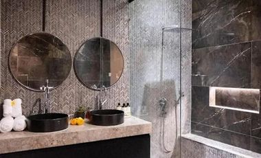 Villa murah lokasi strategis dekat ke Pison Seminyak, dijual.