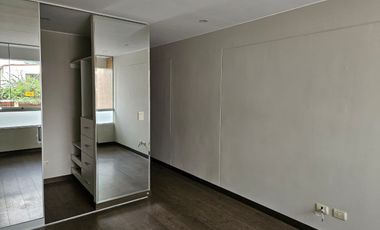 ¡Venta Dpto. 1er. Piso. 144 m², 03 Dorm. 2 Cocheras y 1 Deposito!