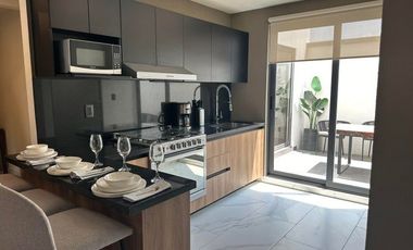 VENTA - El Refugio. Departamento en planta baja de 2 recámaras