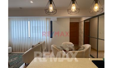 VENTA DE DEPARTAMENTO  EN SURCO URBANIZACION LA CASTELLANA