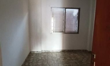SE VENDE DPTO 2 DORM. EN CALLE SAN JERONIMO 351- PISO 4 -DPTO B-CENTRO