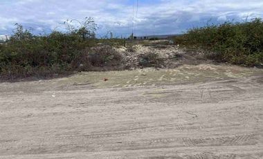 Se vende terreno rellenado y compactado cerca del mar