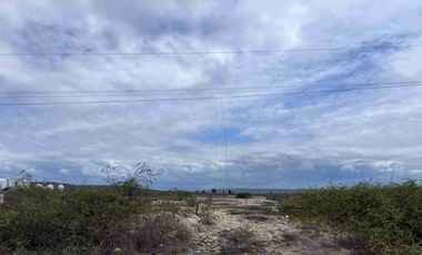 Se vende terreno rellenado y compactado cerca del mar