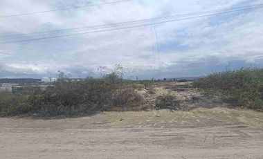 Se vende terreno rellenado y compactado cerca del mar