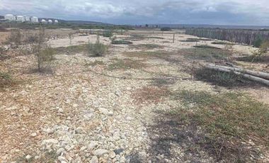 Se vende terreno rellenado y compactado cerca del mar