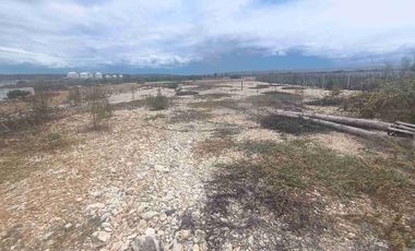 Se vende terreno rellenado y compactado cerca del mar