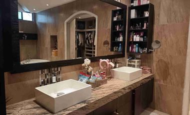 Se vende mansión en Urbanización Privada Las Riberas