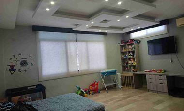 Se vende mansión en Urbanización Privada Las Riberas