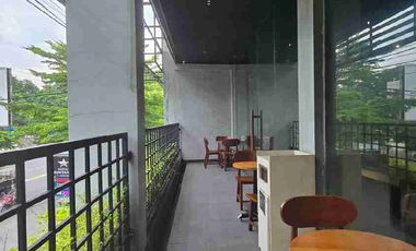 Ruko Super Strategis 3 Lantai Dekat Kampus Uns Solo.