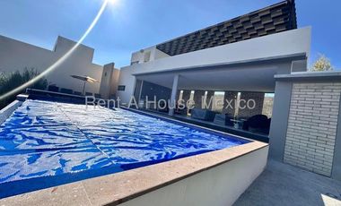 Departamento con amenidades, 2 recámaras, área de TV. VENTA - Zarú Zákia