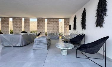 Departamento con amenidades, 2 recámaras, área de TV. VENTA - Zarú Zákia