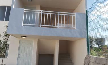 El Rosario. VENTA - Departamento en planta media con amenidades y 2 recámaras