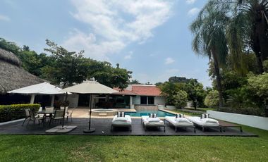 CASA EN VENTA APANTLES SUMIYA JIUTEPEC MORELOS