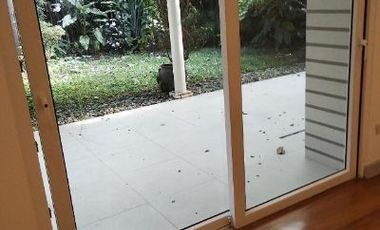 500 sqm Well Maintained 4BR House in Makati Accessible to Makati CBD & BGC