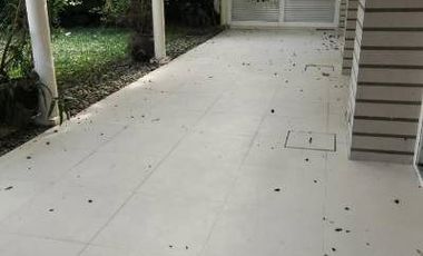 500 sqm Well Maintained 4BR House in Makati Accessible to Makati CBD & BGC