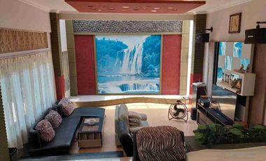 Jual rumah mewah Gentan