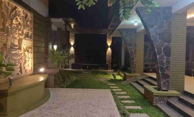 Jual rumah mewah Gentan