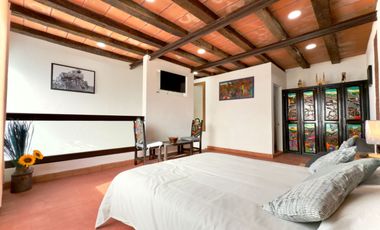 Depa EN RENTA LOS NOGALES  PATZCUARO 2 RECÁMARAS AMUEBLADO