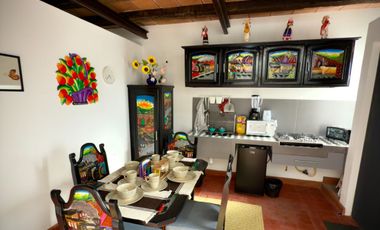 Depa EN RENTA LOS NOGALES  PATZCUARO 2 RECÁMARAS AMUEBLADO