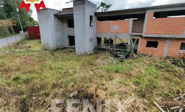 Casa en venta frente a Fraccionamiento La Orduña- 2,500 m2 de Terreno