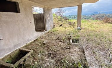 Casa en venta frente a Fraccionamiento La Orduña- 2,500 m2 de Terreno