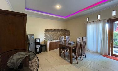 Dijual villa dengan luas tanah 1300 meter, Dengan fiew pemandangan area persawahan dan pegunungan lokasi sewon bantul yogyakarta